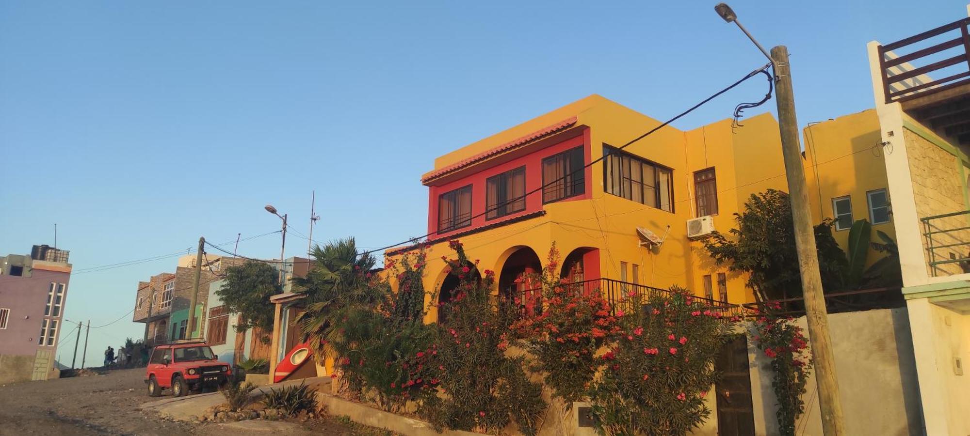 Rose'S Place 明德卢 外观 照片